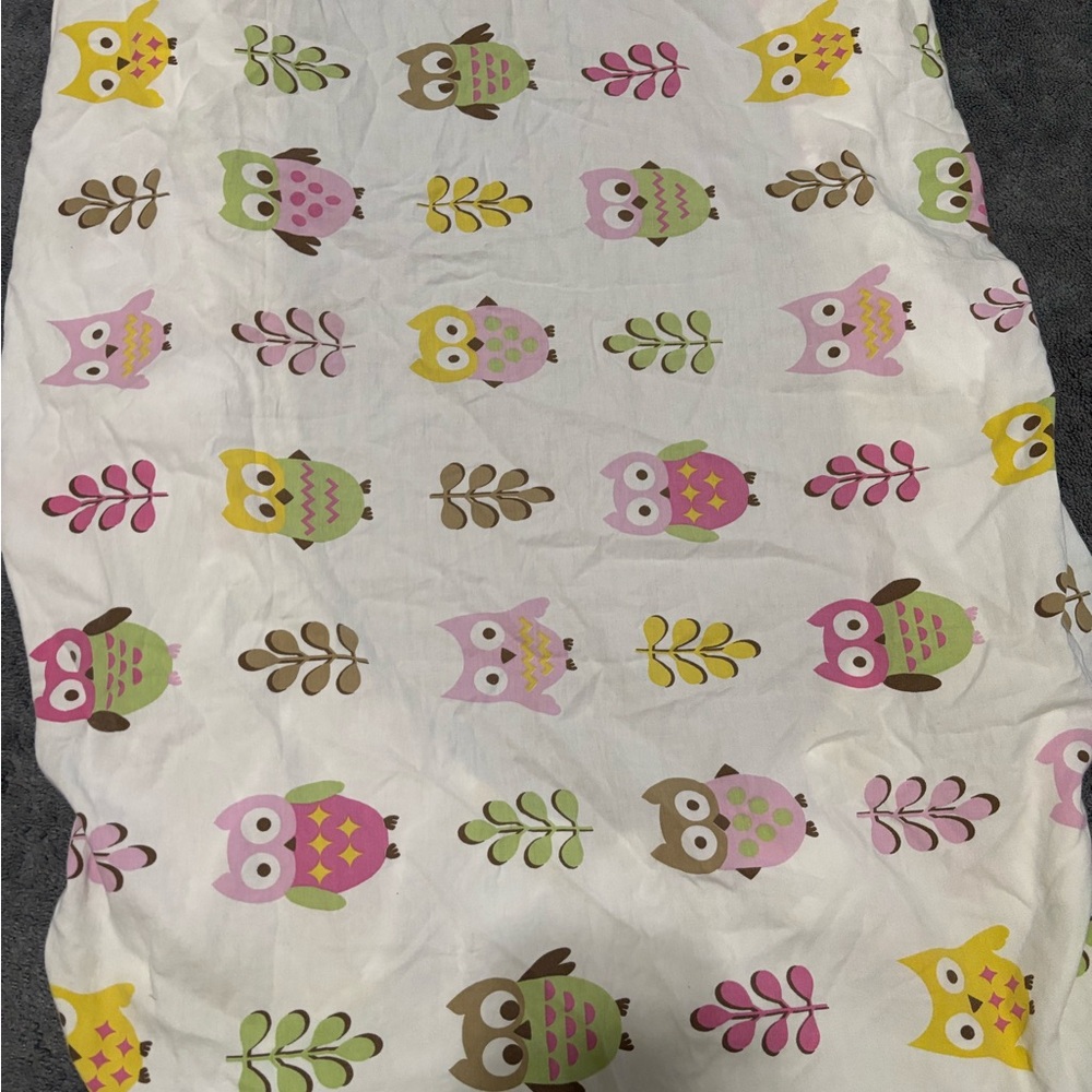 Circo Pink Forest Friends Crib/Toddler bed Comforter & Fitted Sheet - Picture 8 of 10